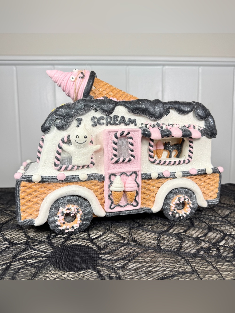 NEW Candy Corn Lane LED Ghost Ice Cream Van Halloween Decor